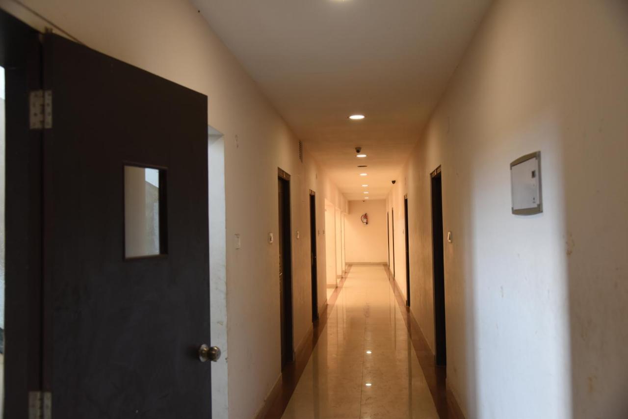 Natraj Hotel Darbhanga Esterno foto